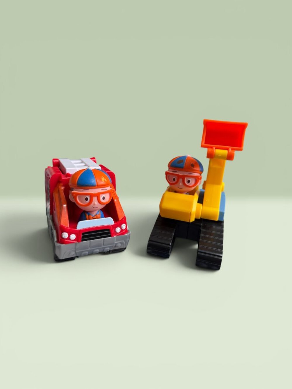(Lot of 2 ) Blippi Vehicles Race Car Excavator Construction And Fire Truck